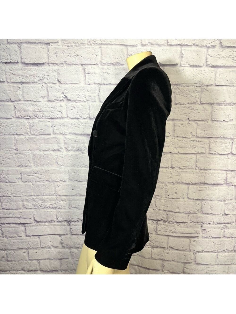 NWT Generation Love Women’s Arielle Black Velvet Blazer - Picture 9 of 15
